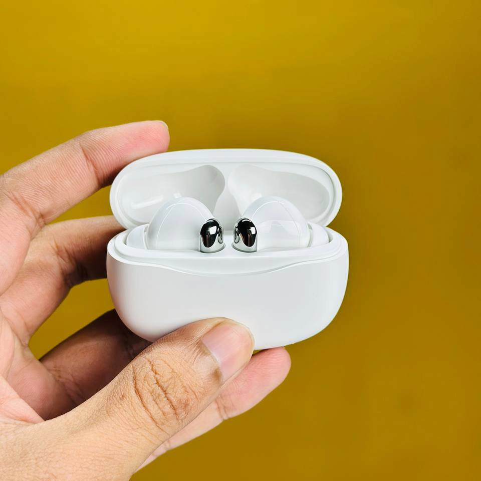 YW15 Active Noise Cancelling Earbuds